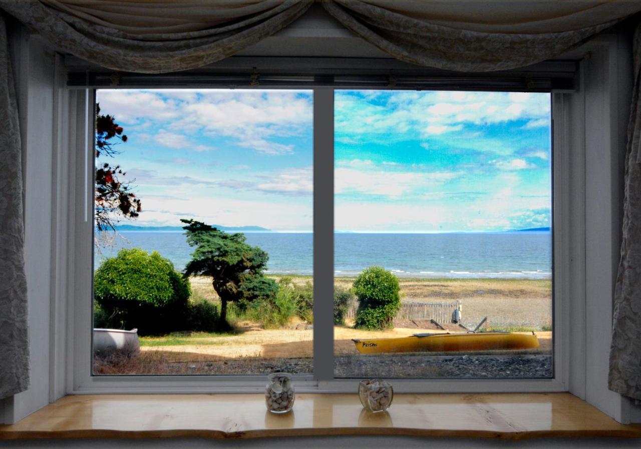 Oceanfront Paradise Comox Buitenkant foto